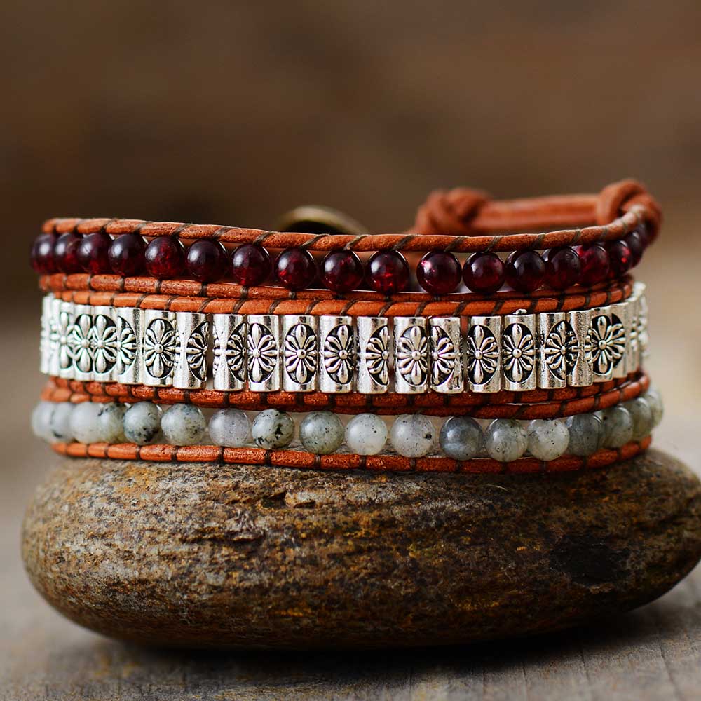 Tibetan Blessings Knot Rope Bracelet | Buddhist bracelet, Knot bracelet,  Handmade bracelets
